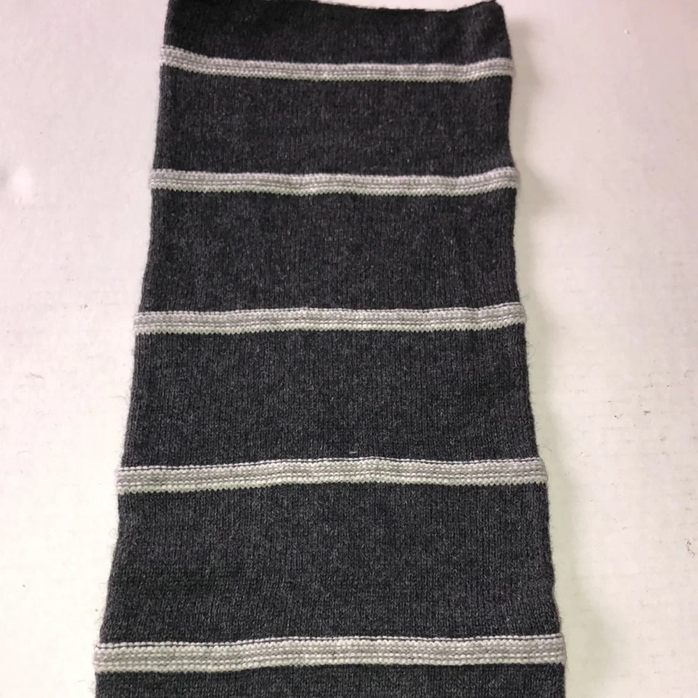 Gap reversible striped scarf